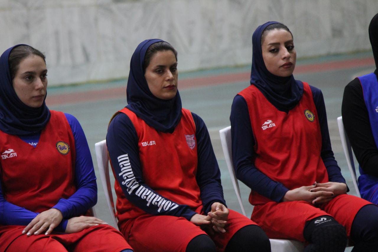 حضور سلطان حسینی در تمرینات تیم بسکتبال بانوان نامی نو