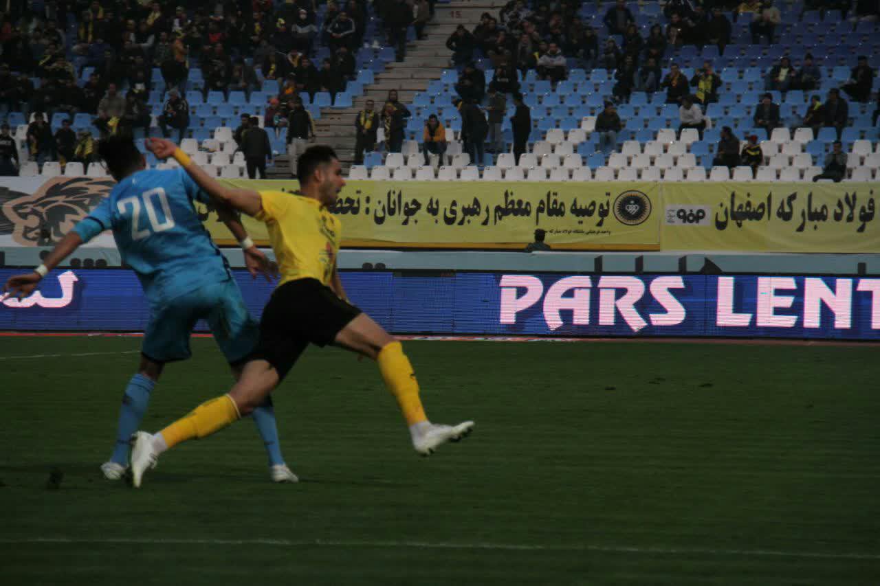 طلایی پوشان در جمع ۸ تیم پایانی جام حذفی فوتبال