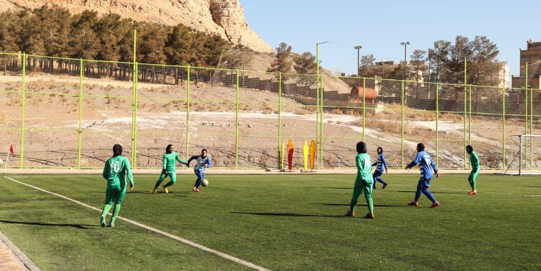 شکست ذوب آهن و پیروزی سپاهان در لیگ برتر فوتبال زنان