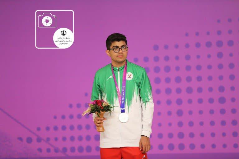 کسب 3 مدال نقره توسط امیر ربی شطرنج‌باز اصفهانی