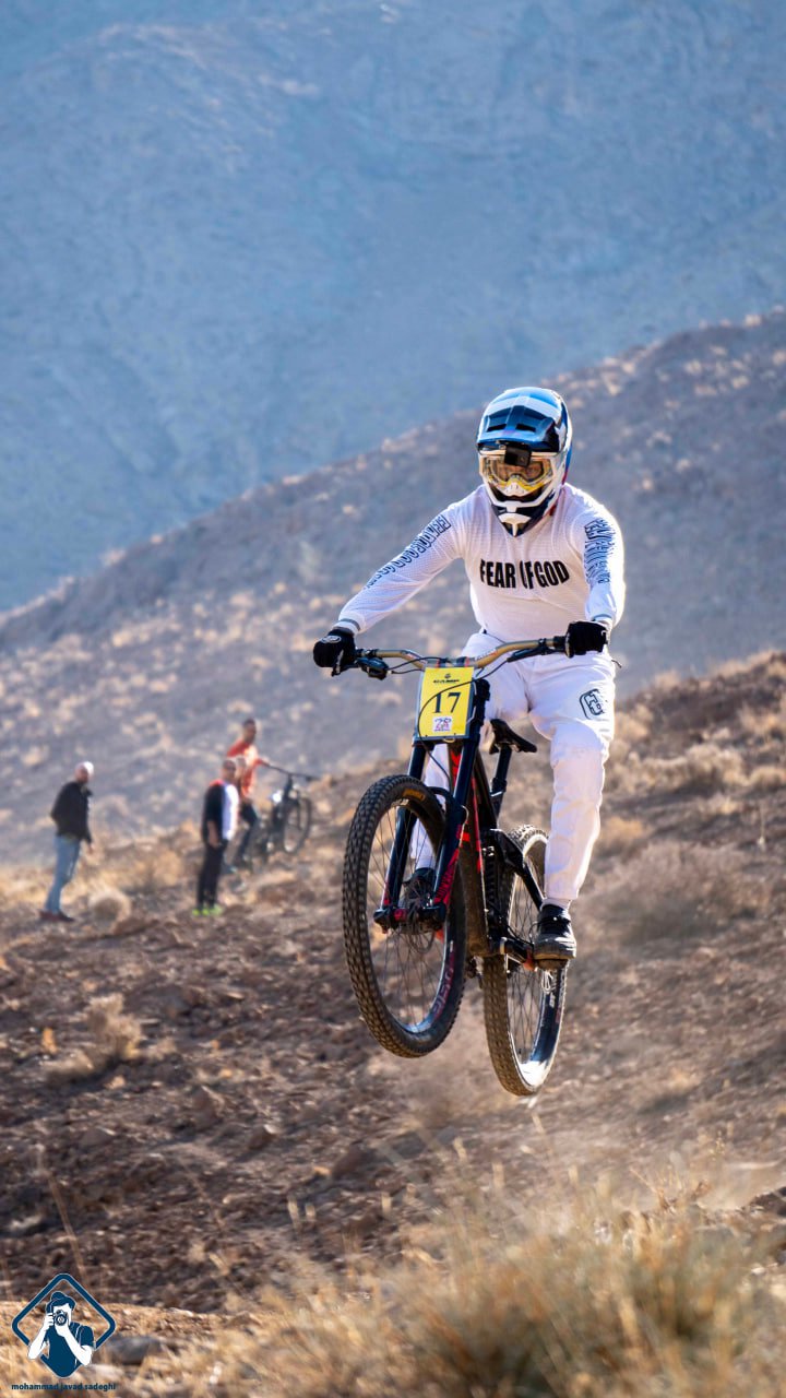پایان مسابقات دوچرخه‌سواری کوهستان اصفهان+تصاویر