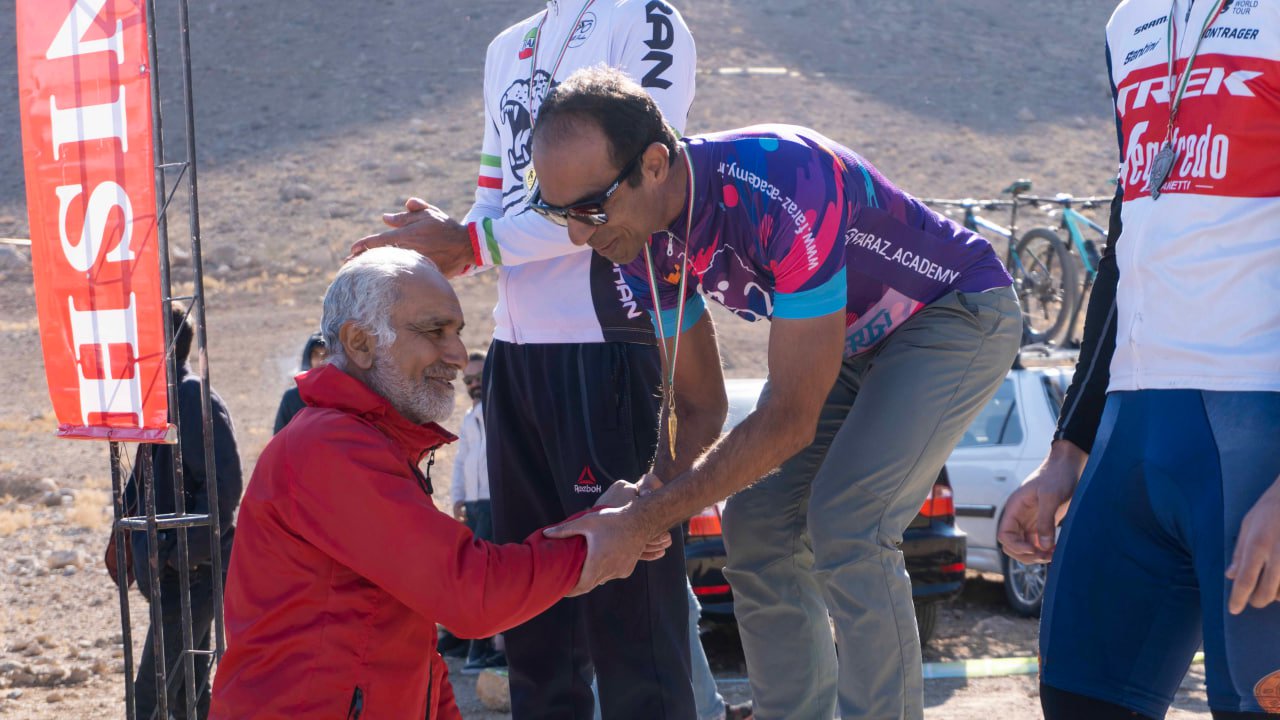 پایان مسابقات دوچرخه‌سواری کوهستان اصفهان+تصاویر