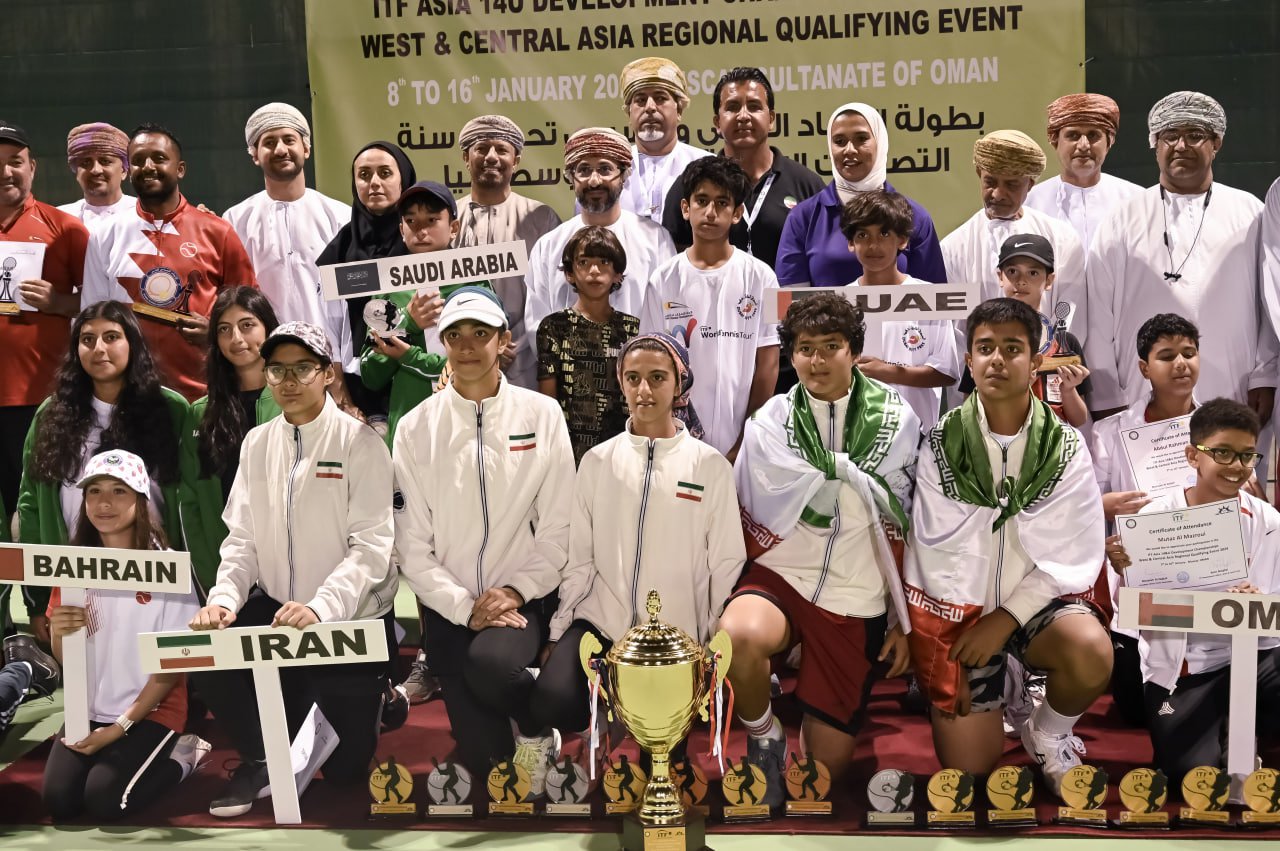 قهرمانی تیم های تنیس ایران در آسیا با سرمربیان اصفهانی+تصاویر